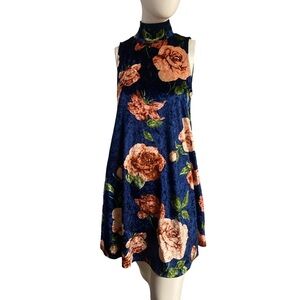 First Love Floral Blue Floral Dress Size Small